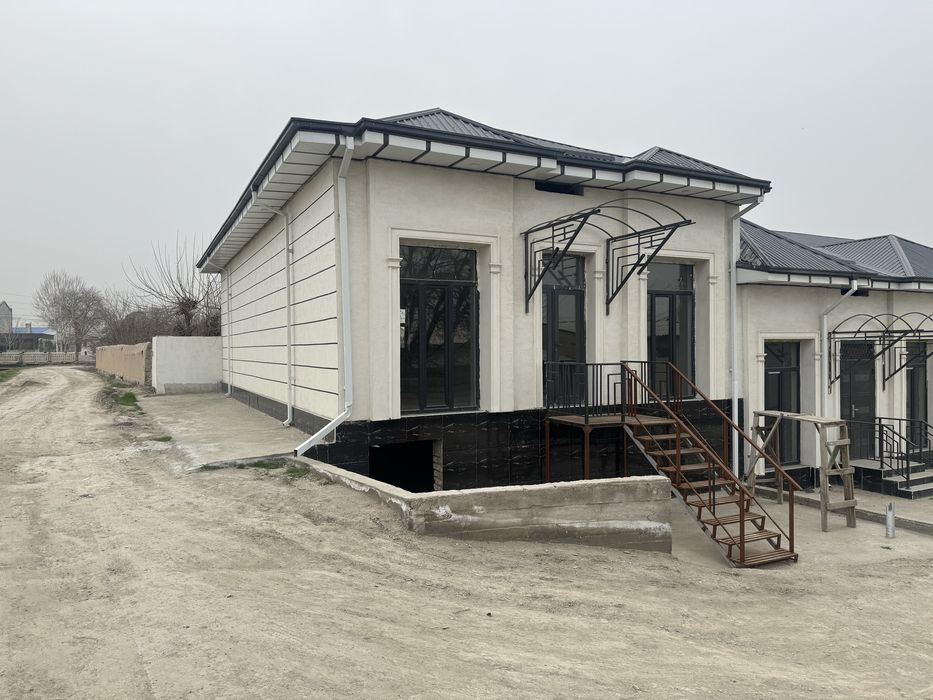 Сотилади коттедж