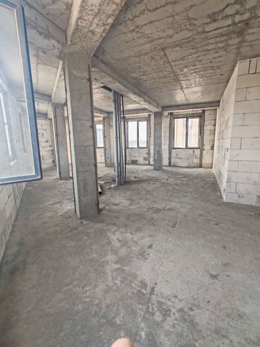 Olmos rezidensda karobka. Kadastr bor 74m²