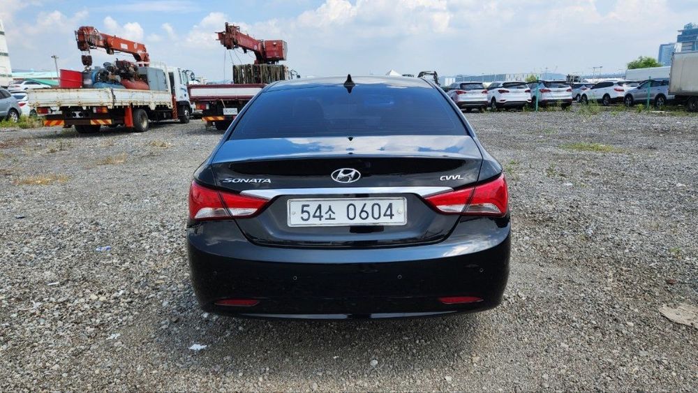 Срочно продаётся авто. Чистый кореец!!!