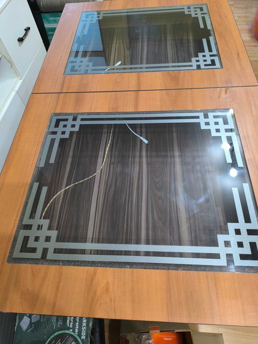 Продавам холна разтегателна маса