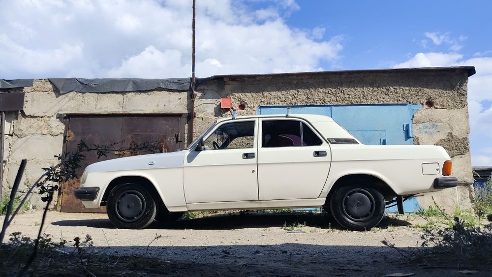 Продам Волга 1995