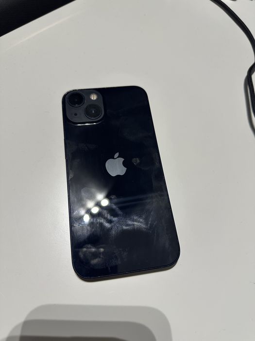 Продам Айфон 13 256гб