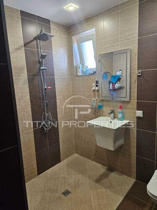 Продава се Къща в с. Йоаким Груево, Област Пловдив - 400 кв.м за 450 €/кв.м - Снимка #8