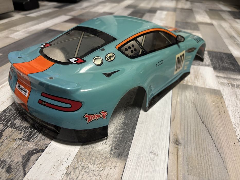 Боди/шаси за rc модел 1:10