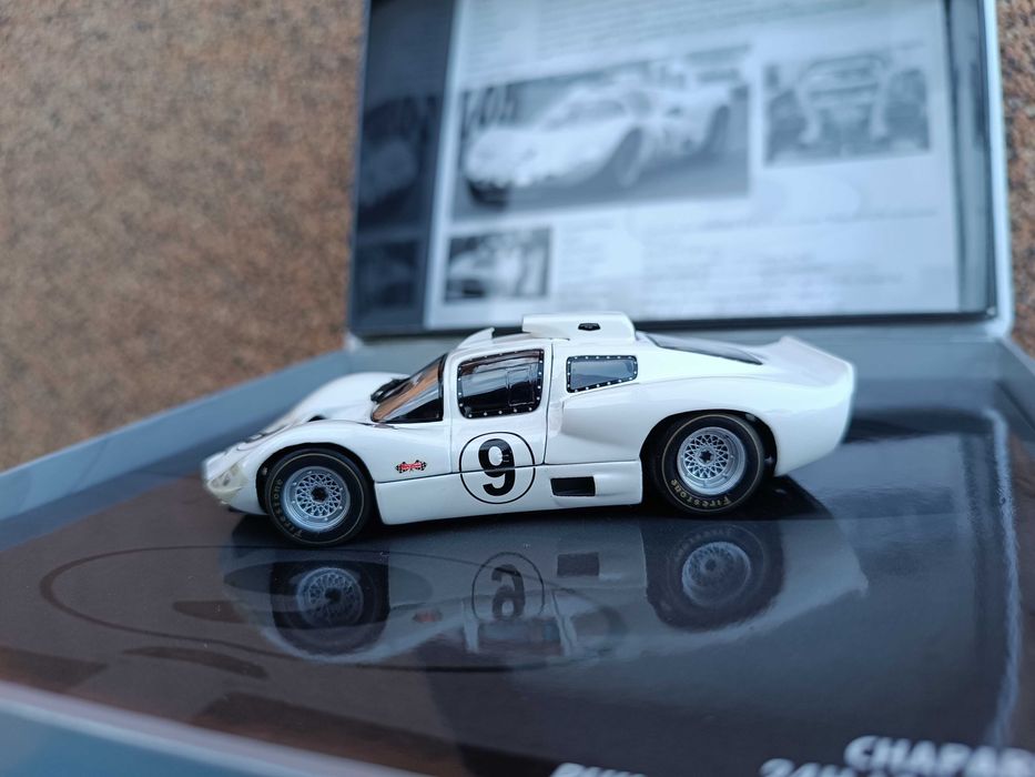 Minichamps 1:43 Chaparral 2D 24h Le Mans 1966 Phil Hill Joakim Bonnier