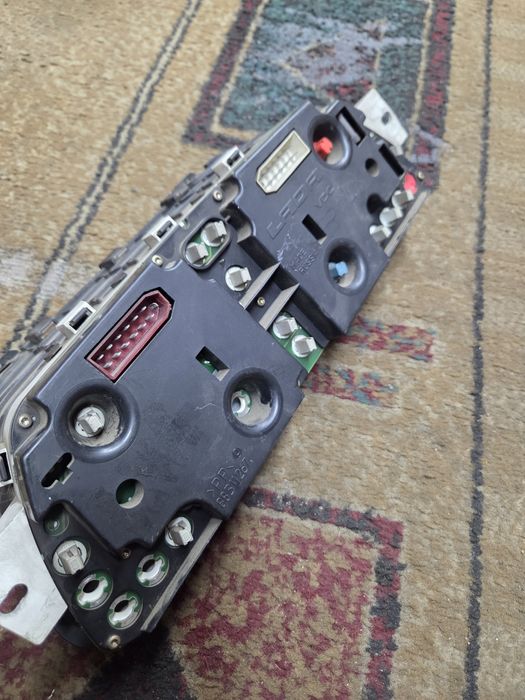 Панель приборов ваз 2114,2115,2121