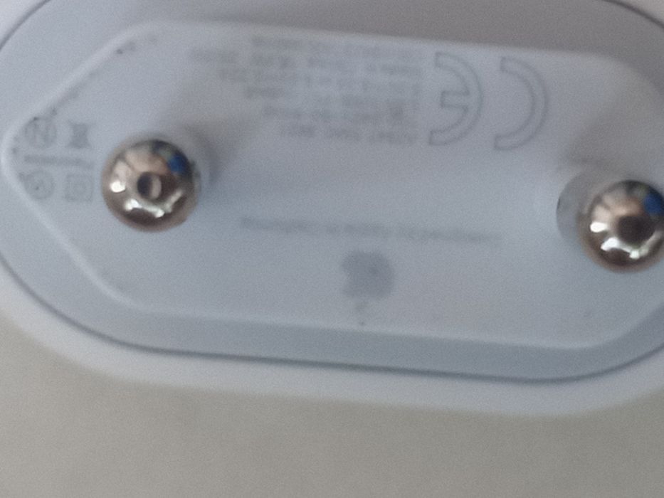 Зарядки на айфон