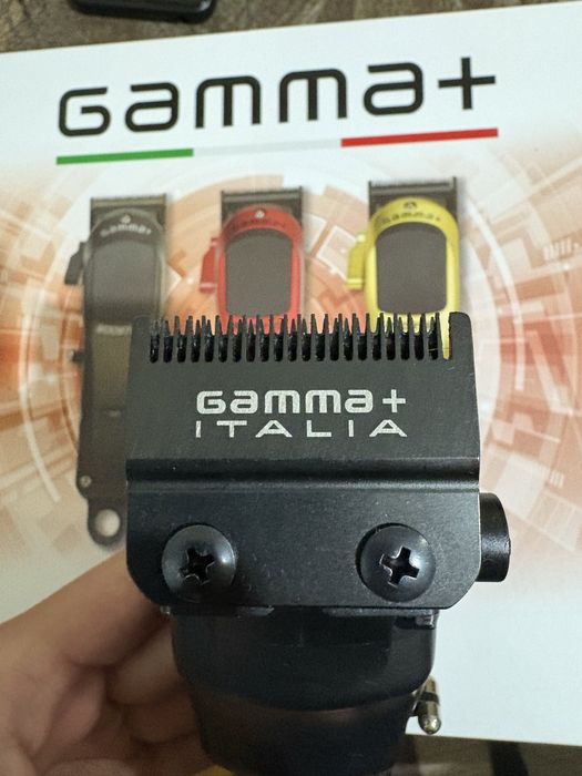 Продавам машинка Gamma + Boosted