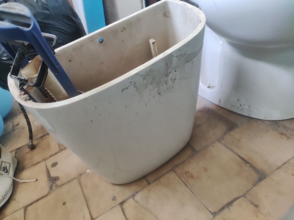 Unitaz ishliydi kami bor