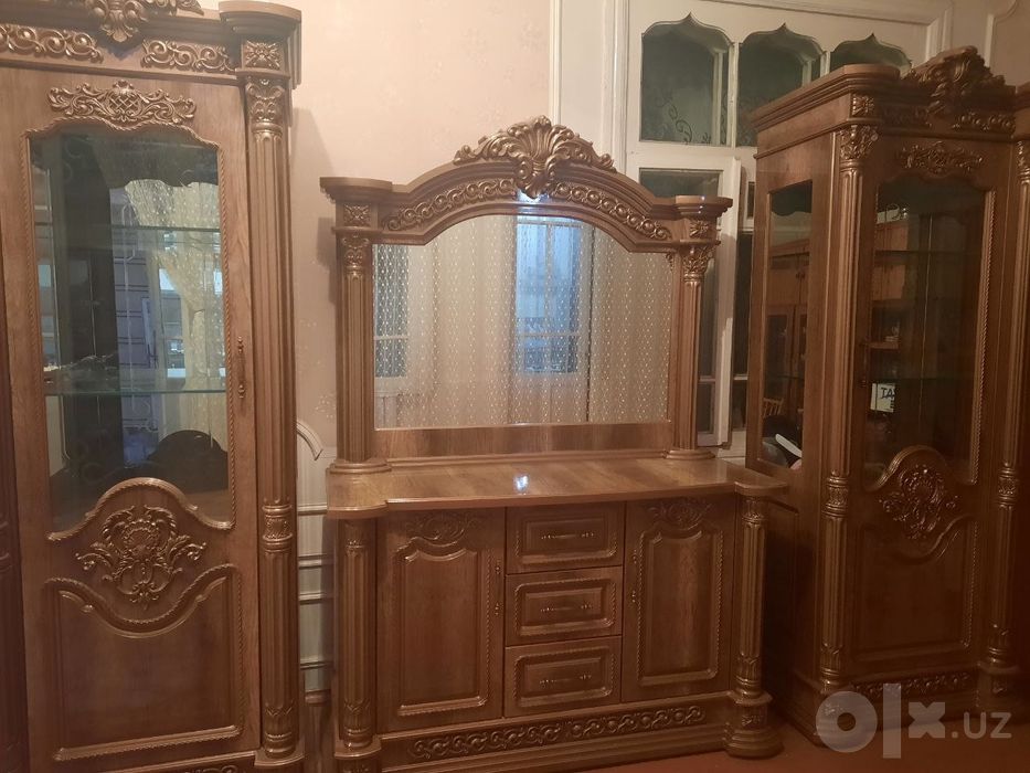 Современная совершенно  новая мебель