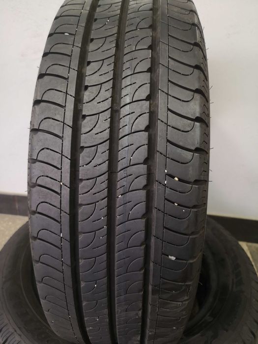 4бр 195/60/16C  GOODYEAR 8мм грайфер дот:21г Предлагаме монтаж++