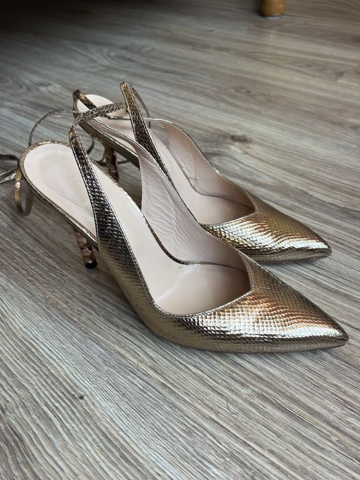 Обувки ingiliz на висок ток