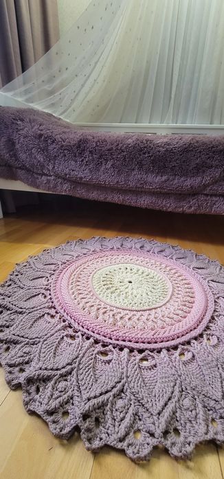 Коврик вязанный 85-90 см