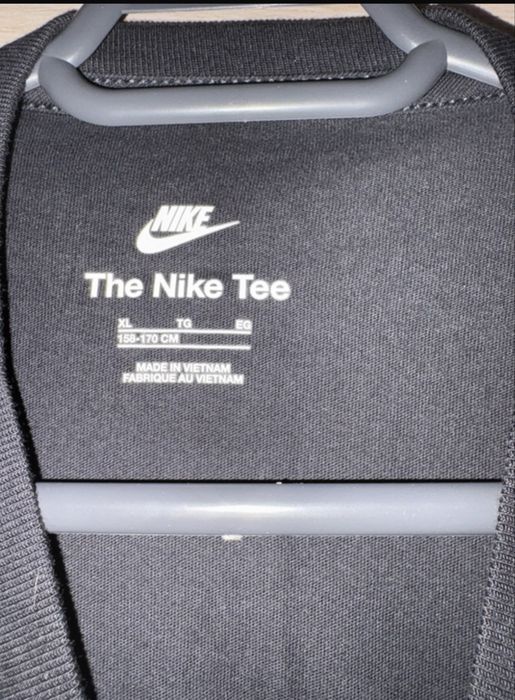 tricou nike nou!