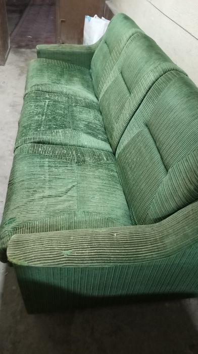 Диван крисло яхши холатта