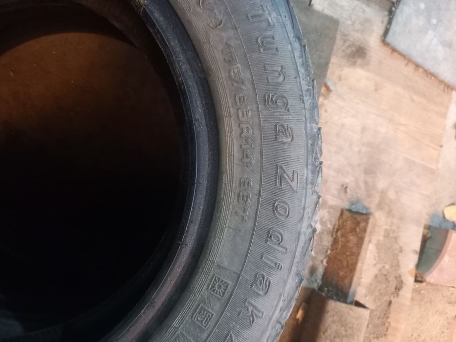 Продам шины летние  б у.на 14