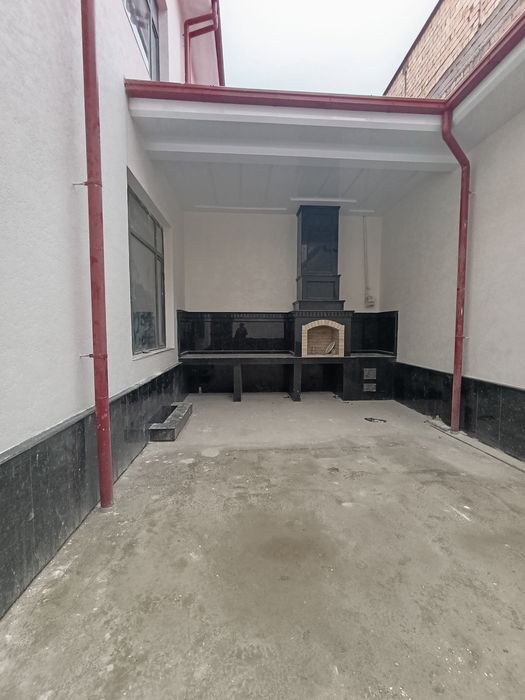 Охунбобоев 3 сотих 7 та хона ЕВРО УЧАСТКА СОТИЛАДИ