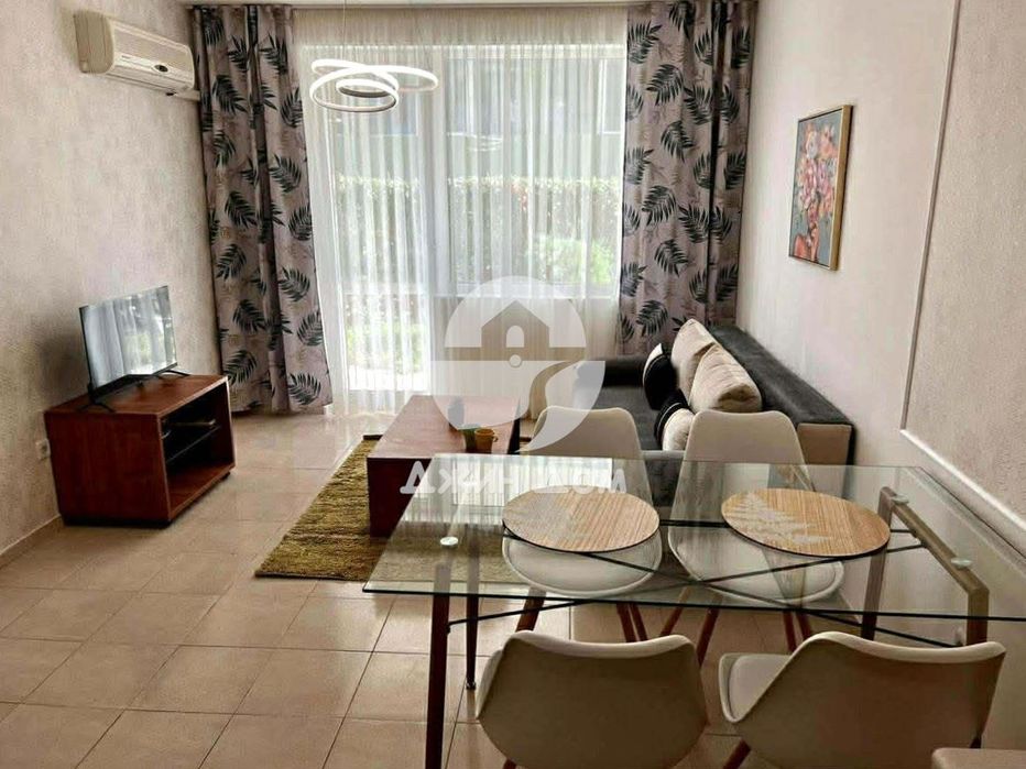 Продава се Двустаен апартамент в к.к. Слънчев бряг - 51 кв.м за 695 €/кв.м - Снимка #1