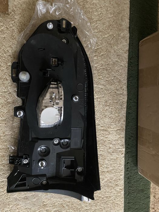 Продам Фару Rav4