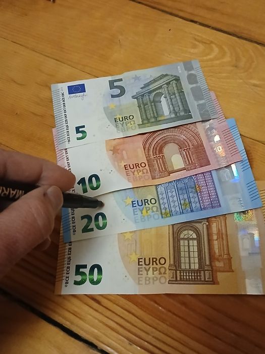 Маркер за откриване на фалшива валута