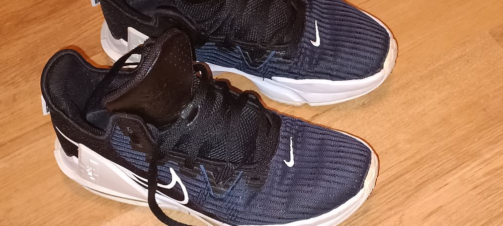 Adidași nike Witness-6 marimea 44