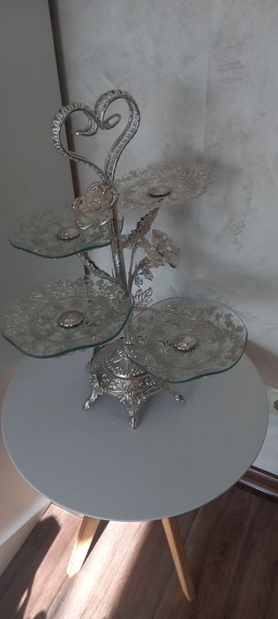 Отдам даром подставку для фруктов