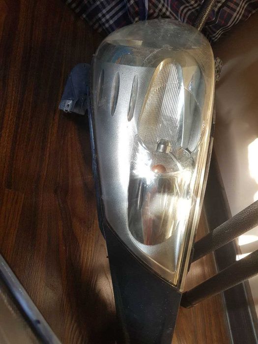 Оригинал родные фары от спарка в идеале