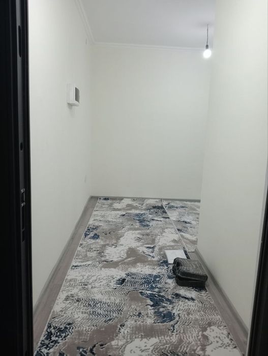 Ijaraga 2 xonali uy Navoiy viloyati Ayraport Xanjin mexmonhona yonida.