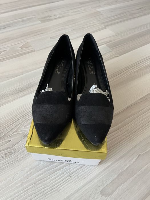 Дамски обувки НОВИ !!!