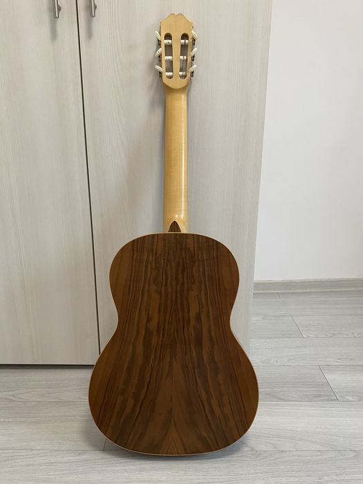 Chitara clasica Hora Reghin