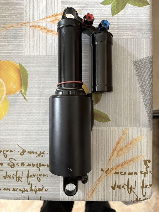 Shock rockshox vivid r2c air