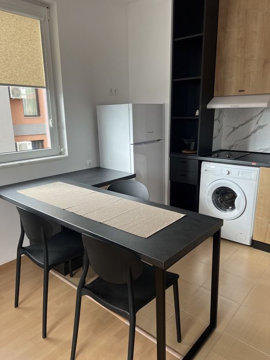 Студио или апартамент под наем / целогодишно