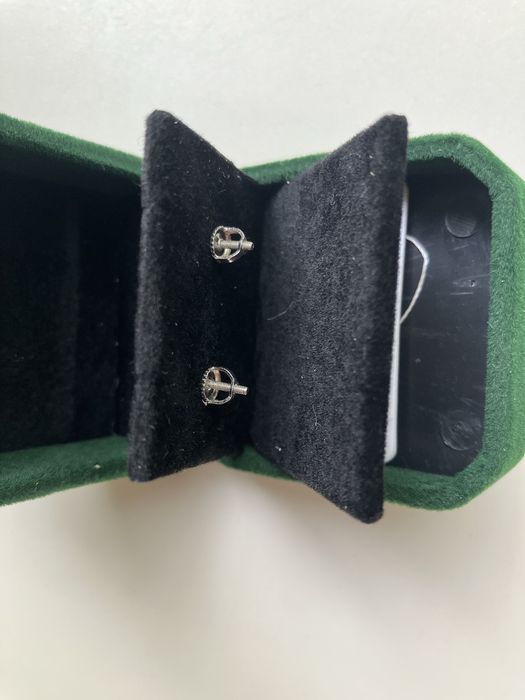 Серьги из муассанита
