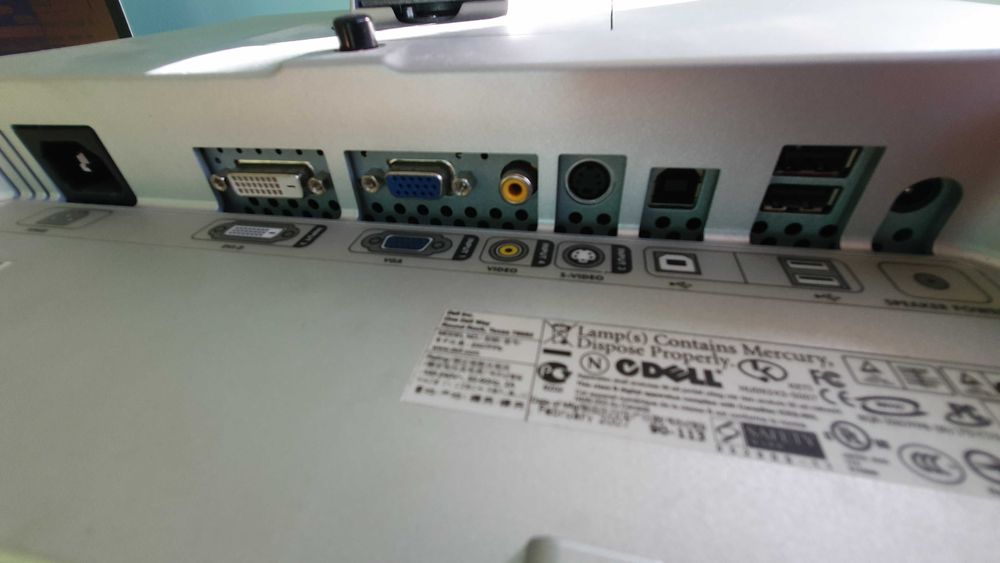 Монитор Дел 2007FPB - 2007FPB 20.1" Ultrasharp 1600x1200 Flat Panel