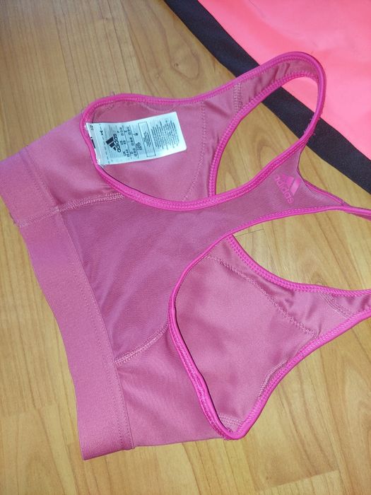 Hainute sport noi de firma 8-10 ani