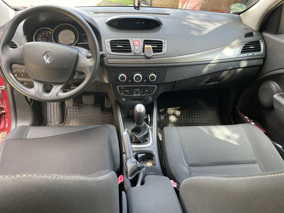 RENAULT Megane 2010 — imagine 4