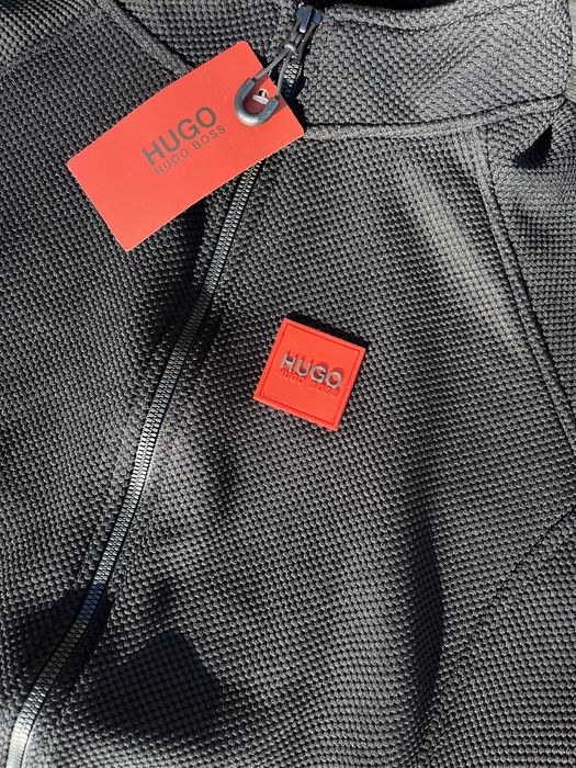 Мъжки екипи Hugo