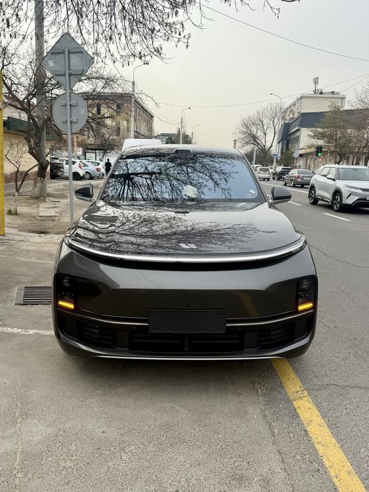 Продается Lixiang L8 ULTRA 2025 пробег 5 500 км