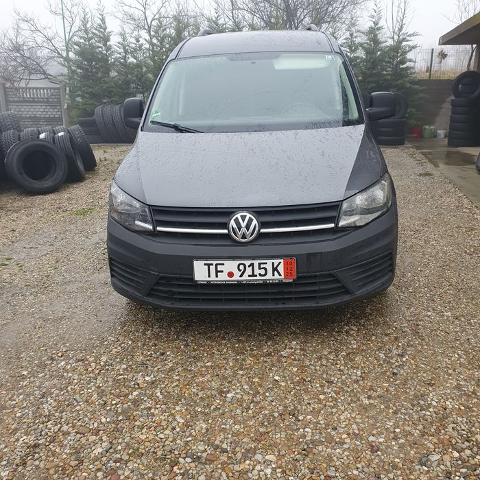 Volkswagen caddy maxi.