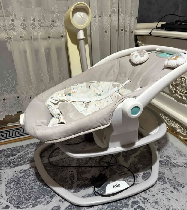 Эклектрокачели joie serina