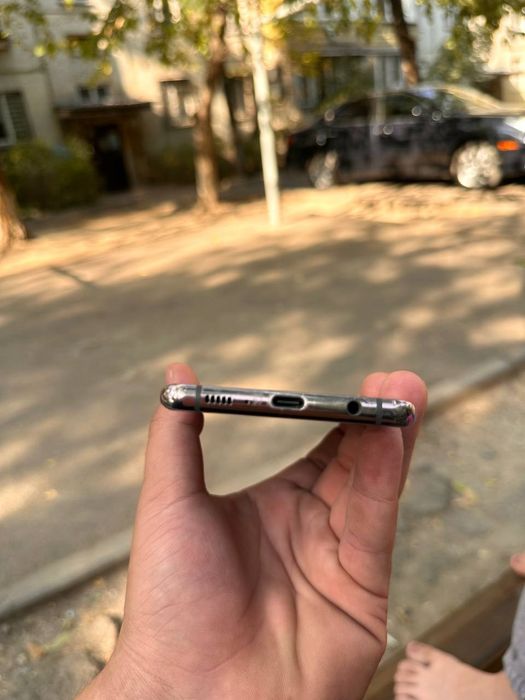S10+ samsung  сост норм