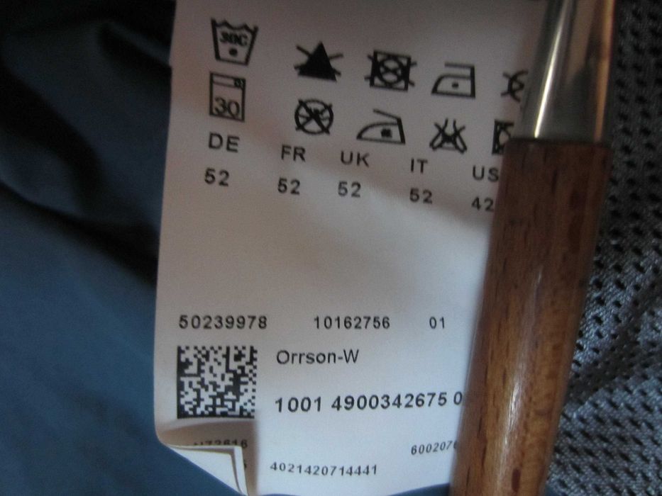 Geaca primavara Boss Orange, model Orrson-W, masura L 85%poliester+15%Elasthan,lipsa gluga, stare f. buna