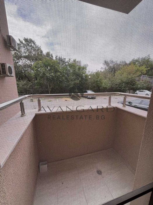 Продава се Двустаен апартамент в Пловдив, Кючук Париж - 60 кв.м за 2084 €/кв.м - Снимка #8