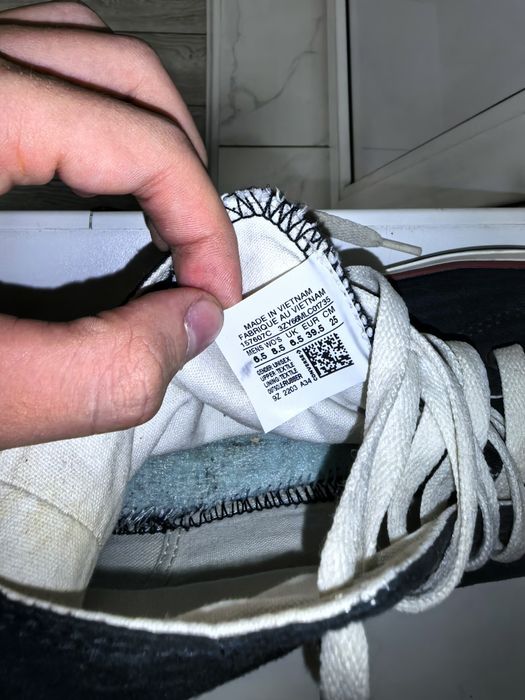 Sell legit converse