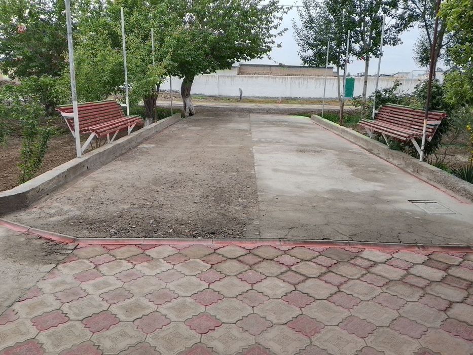 Narpay eski 5 da hovli joy 12sotigli 6 xona