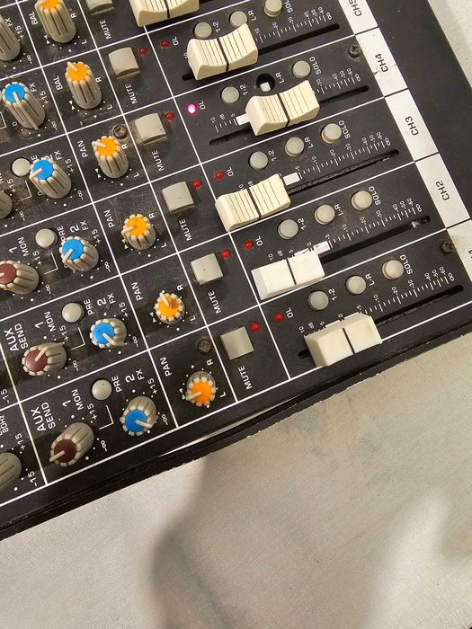 Thomann the t.mix mix 1622 fx 8 canale + efecte XLR out