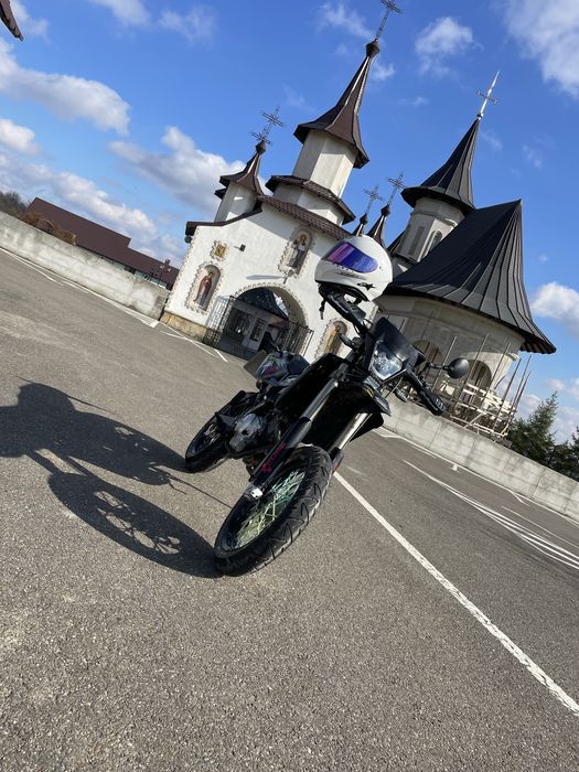 Supermoto A1.