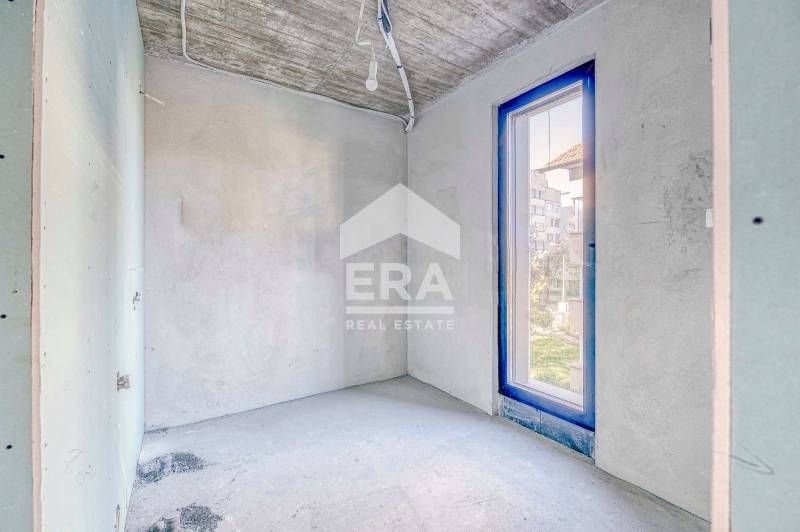 Продава се Тристаен апартамент в София, Лозенец - 172 кв.м за 3878 €/кв.м - Снимка #3