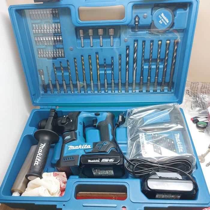 ПРОМОЦИЯ.Акумулаторен перфоратор Makita DHR171RAX3