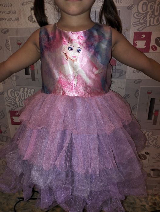 Продам платье на девочку